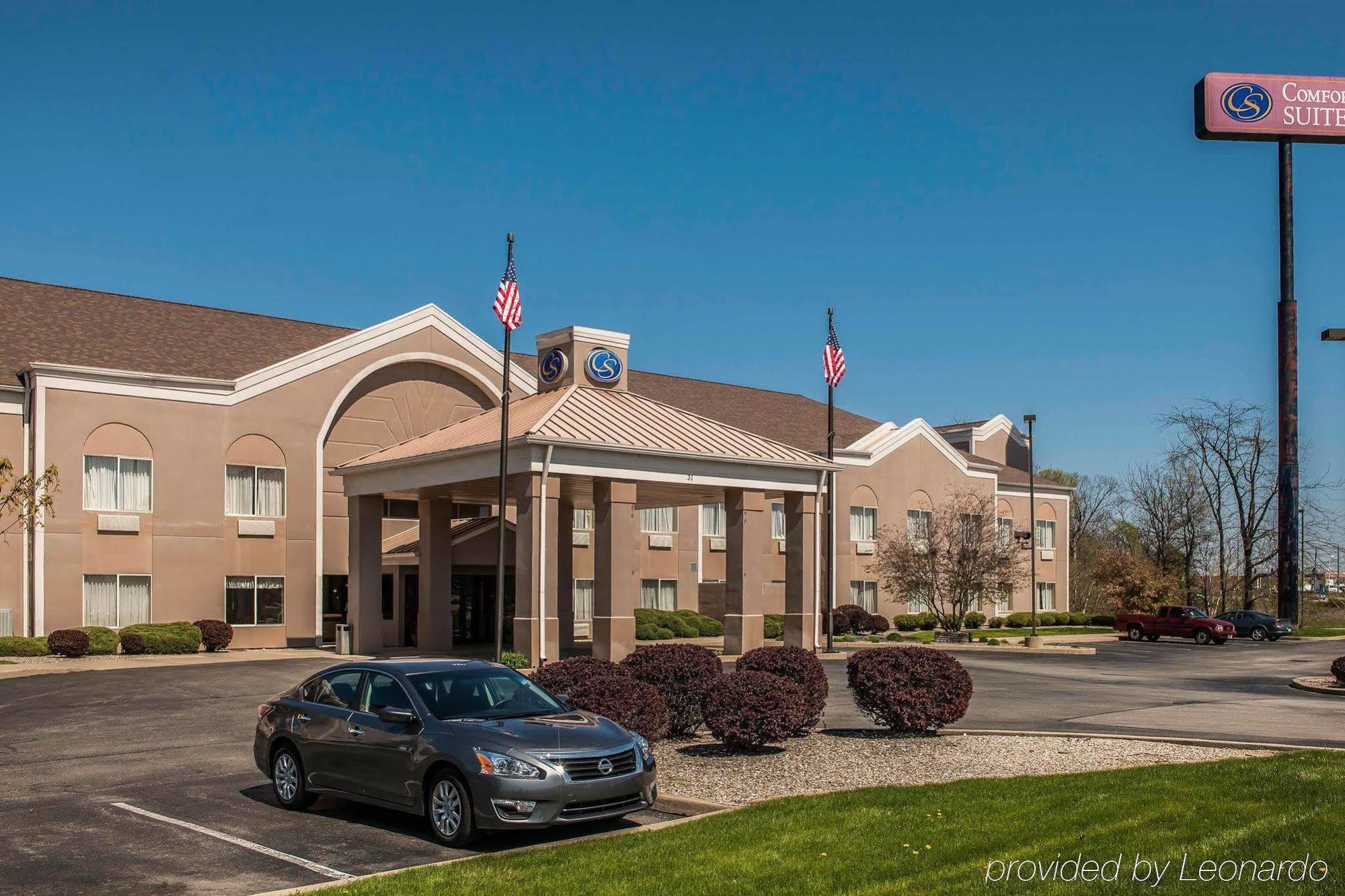 Comfort Suites Lafayette University Area Exterior photo